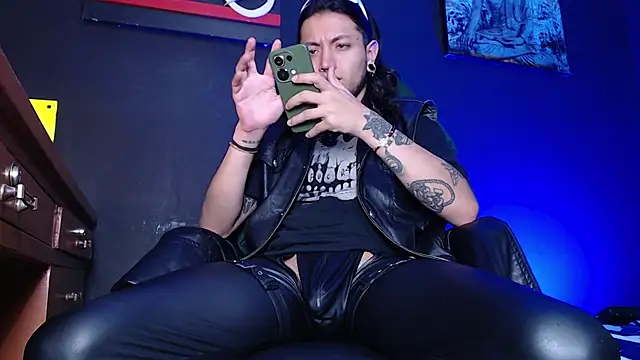 Dicaprioo  online show from 02/16/26, 03:27