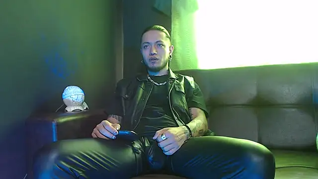 Dicaprioo  online show from 05/07/26, 01:47