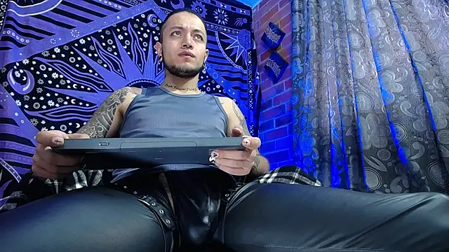 Dicaprioo  online show from 10/02/25, 05:27