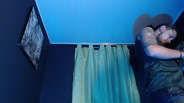 Dicaprioo  online show from 04/08/26, 05:42