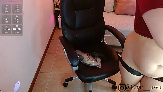 Charlotte Jones   online show from 10/28/25, 10:36