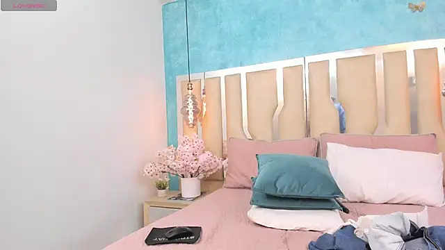 RubbyTaylor online show from 04/16/26, 09:39