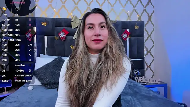 RubbyTaylor online show from 11/28/25, 02:28