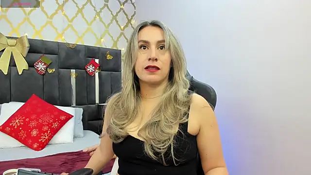 RubbyTaylor online show from 12/16/25, 07:18