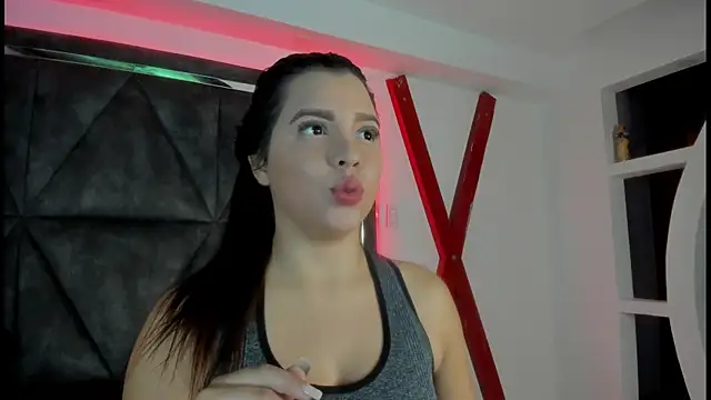 Elsalombardi  online show from 11/14/25, 12:20