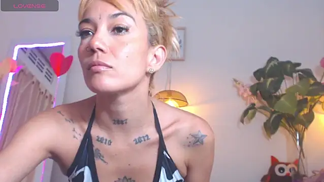 Veronicaa 2 online show from 06/13/26, 10:40