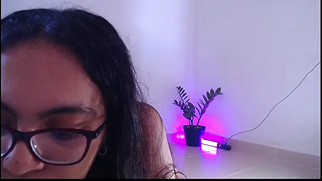 Rachell  420 online show from 12/15/25, 02:23