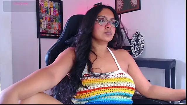 Snapshot of Rachell__420 chatting on 04/27/26, 02:37 Rachell 420 online show from 04/27/26, 02:37