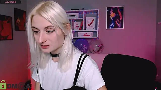 melisa white1 online show from 10/20/25, 07:14