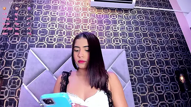 CherryBlossom23 online show from 11/04/25, 01:42