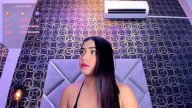 CherryBlossom23 online show from 10/31/25, 01:24