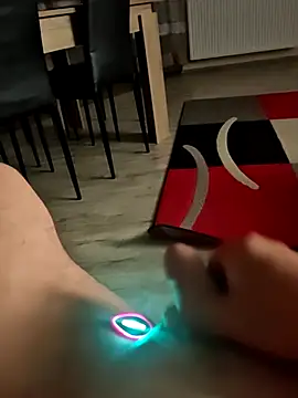 Szeltolo001 online show from 03/20/26, 11:17