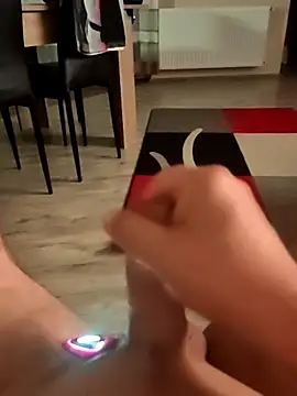 Szeltolo001 online show from 03/12/26, 02:06