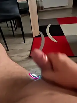 Snapshot of Szeltolo001 chatting on 02/21/26, 03:08 Szeltolo001 online show from 02/21/26, 03:08