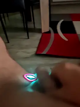 Snapshot of Szeltolo001 chatting on 02/14/26, 03:07 Szeltolo001 online show from 02/14/26, 03:07