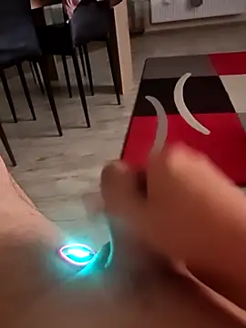 Szeltolo001 online show from 03/24/26, 03:39