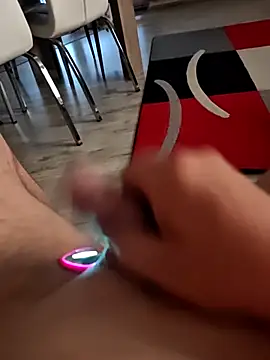 Szeltolo001 online show from 04/06/26, 04:08