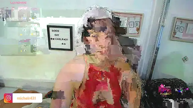 Mia  reys online show from 10/24/25, 11:42