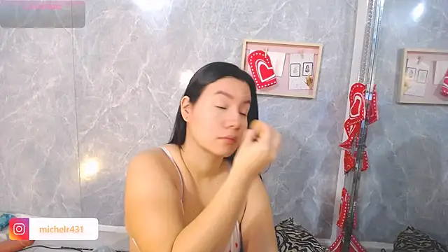 Mia  reys online show from 02/18/26, 01:18