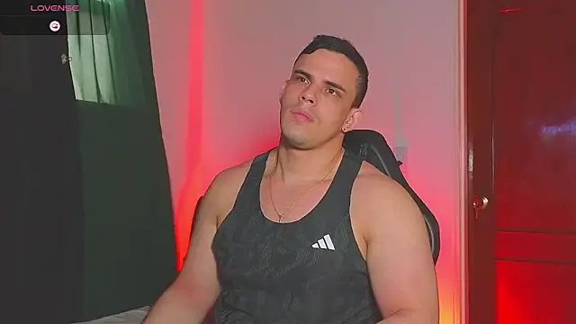 Snapshot of Regansmiths chatting on 11/25/25, 11:32 Regansmiths online show from 11/25/25, 11:32