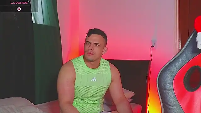 Snapshot of Regansmiths chatting on 12/18/25, 11:36 Regansmiths online show from 12/18/25, 11:36