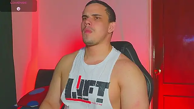 Snapshot of Regansmiths chatting on 11/08/25, 01:09 Regansmiths online show from 11/08/25, 01:09