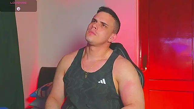 Snapshot of Regansmiths chatting on 09/16/25, 07:09 Regansmiths online show from 09/16/25, 07:09