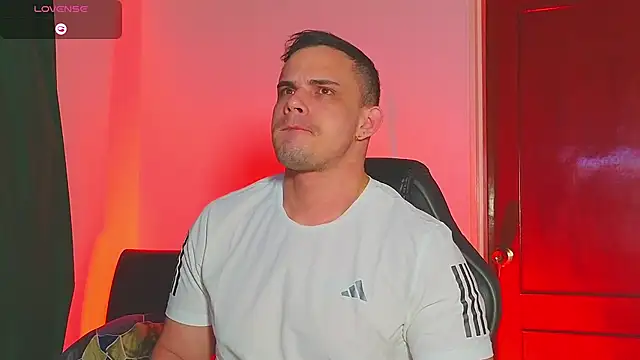 Snapshot of Regansmiths chatting on 10/19/25, 09:56 Regansmiths online show from 10/19/25, 09:56