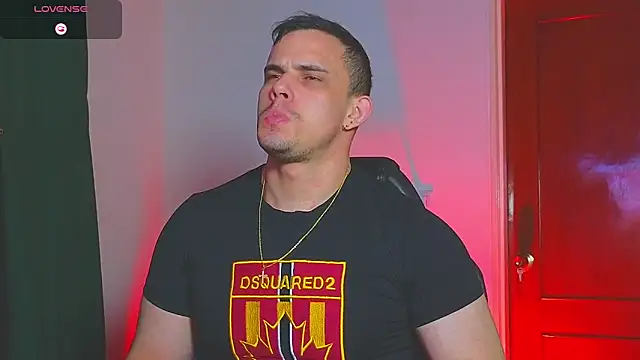 Snapshot of Regansmiths chatting on 09/28/25, 07:48 Regansmiths online show from 09/28/25, 07:48