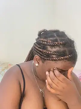 Snapshot of sweet18creamybigpussy chatting on 11/13/25, 11:25 sweet18creamybigpussy online show from 11/13/25, 11:25