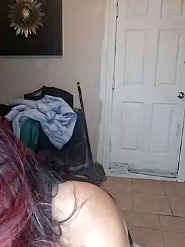 Erotic nayma online show from 02/12/26, 10:37