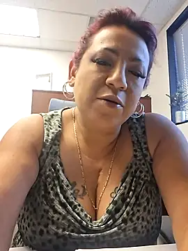 Erotic nayma online show from 02/06/26, 10:28