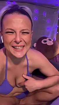 GinAnnTonic online show from 01/12/26, 06:47