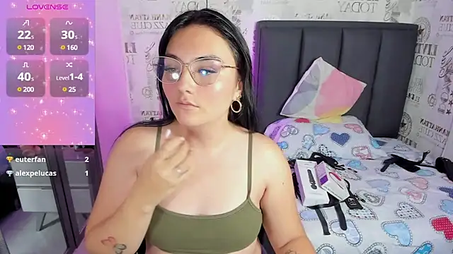 delilaquinn online show from 02/15/25, 07:06