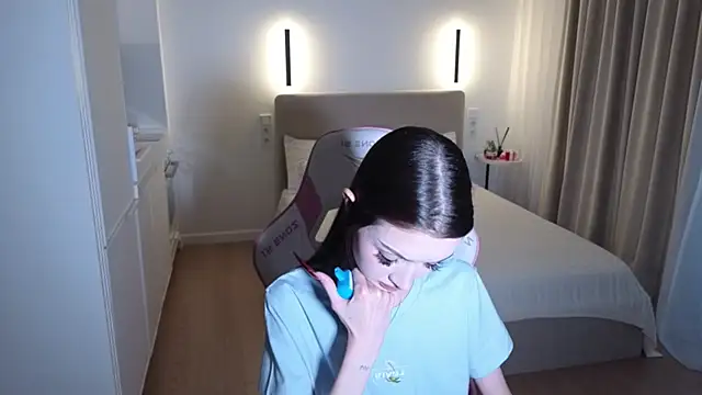 sweetiebones online show from 01/12/26, 09:16