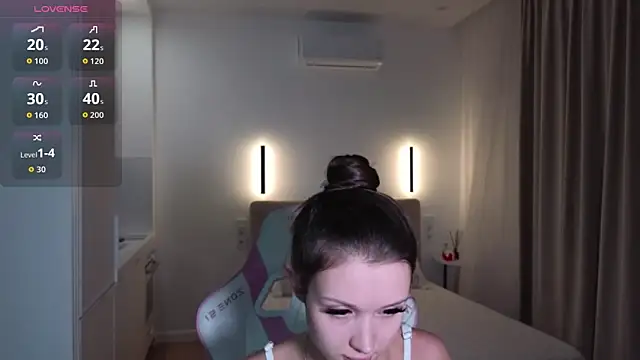 sweetiebones online show from 04/13/26, 09:52