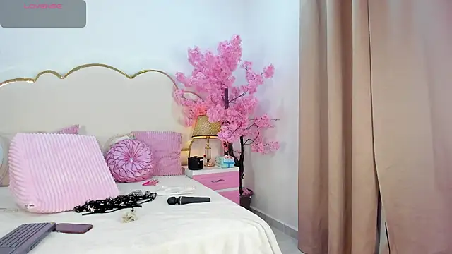 CahitlinBell online show from 03/31/26, 06:15