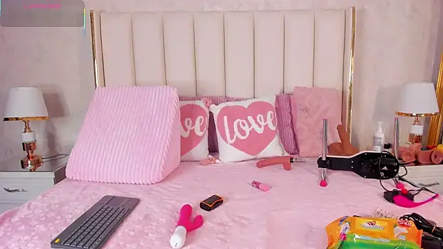 CahitlinBell online show from 01/07/26, 05:56