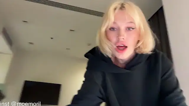 Golden Aline online show from 04/04/26, 02:23