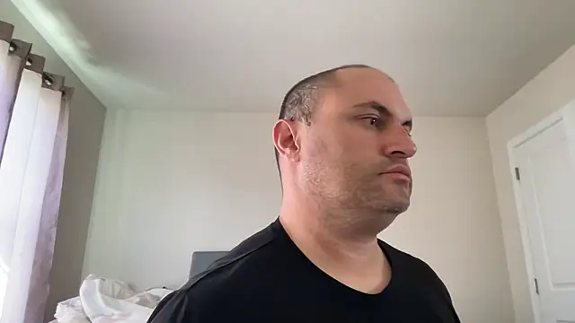 SluggishChase99 online show from 04/08/26, 05:14