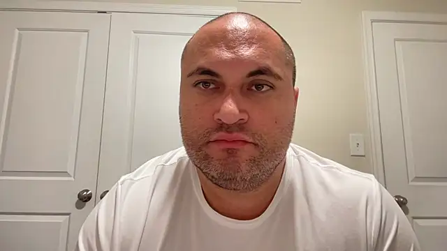 SluggishChase99 online show from 11/12/25, 04:38