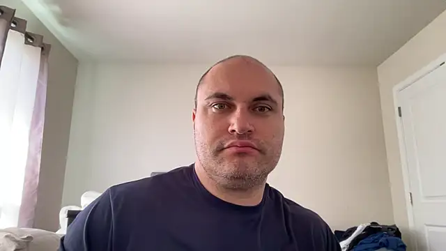 SluggishChase99 online show from 04/21/26, 03:40