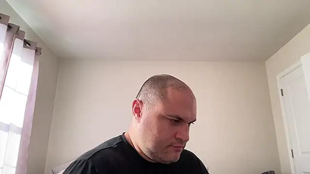 SluggishChase99 online show from 12/16/25, 03:05