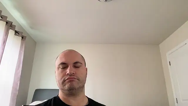 SluggishChase99 online show from 05/27/26, 03:41