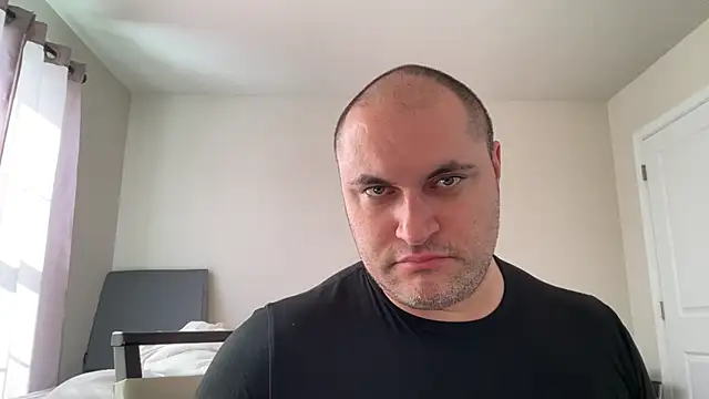 SluggishChase99 online show from 02/05/26, 04:36