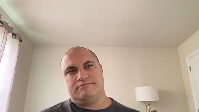 SluggishChase99 online show from 10/29/25, 07:13