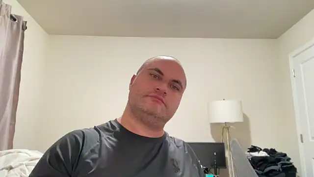 SluggishChase99 online show from 11/18/25, 12:26