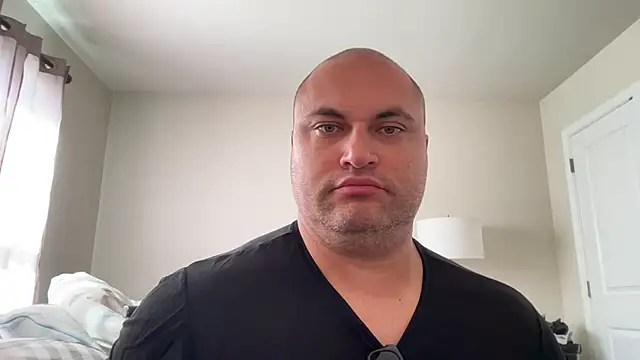 SluggishChase99 online show from 10/01/25, 02:21