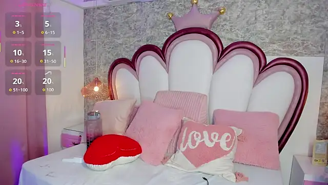 EmmaCrush online show from 03/26/26, 08:29