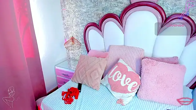 EmmaCrush online show from 03/14/26, 09:21